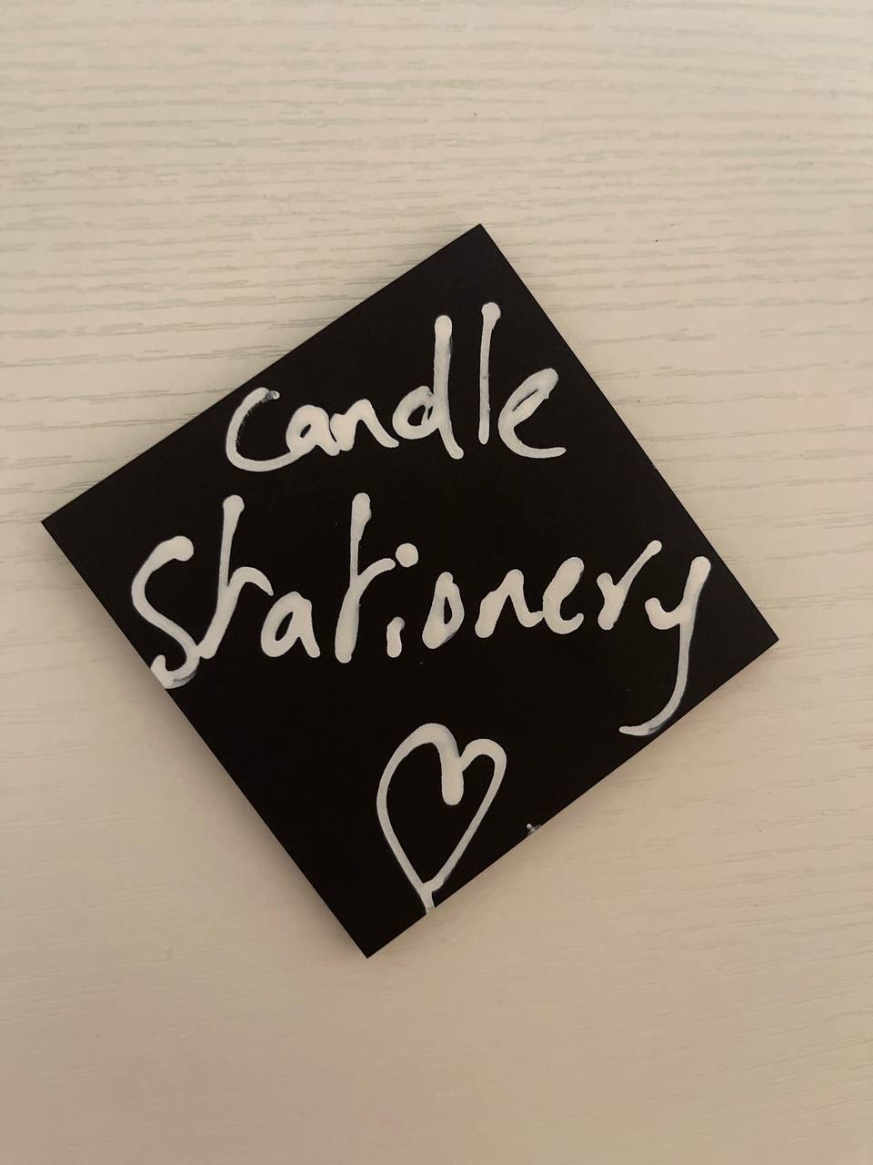 ستیکی تێبینی ڕەش