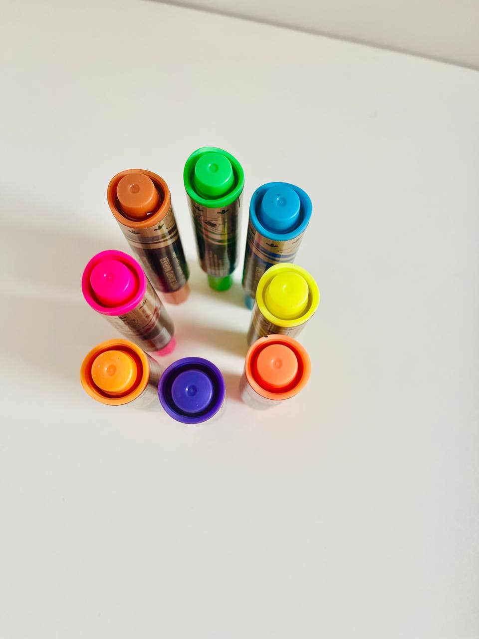 ماجیکی ڕەنگاو ڕەنگی بۆرد