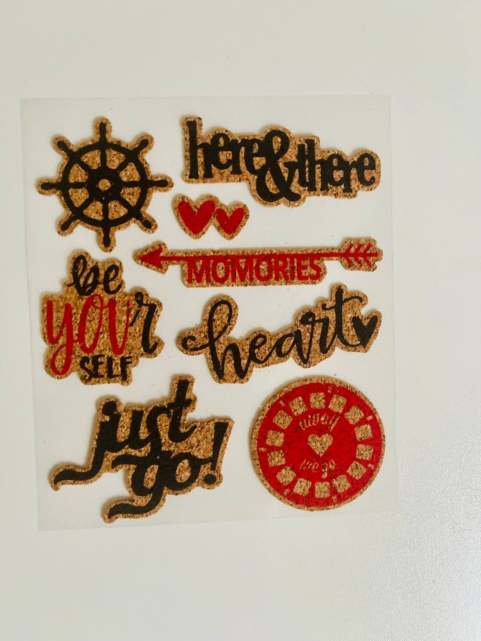 ستیکەری بەرجەستە (سێ دووری  3D)